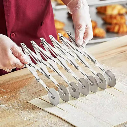 Stainless steel extendable multi-wheel pizza cutting knife