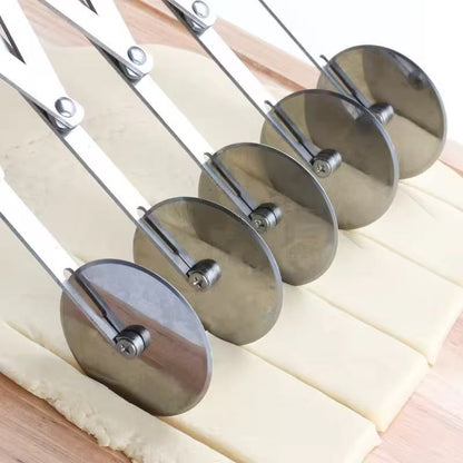 Stainless steel extendable multi-wheel pizza cutting knife