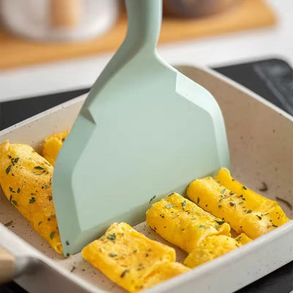 High-temperature resistant non-stick pan wooden handle silicone spatula