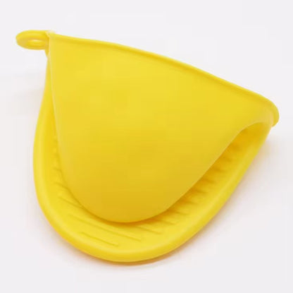 Anti-slip and anti-scald gloves, microwave oven heat insulation gloves, oven baking gloves, high-temperature resistant gloves