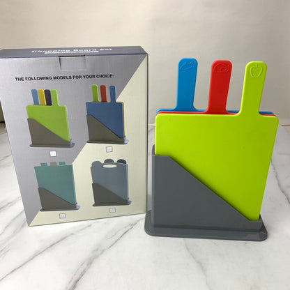 Kitchen household type cutting board / Food-grade baby complementary food plastic cutting board - PP cutting board set of four pieces