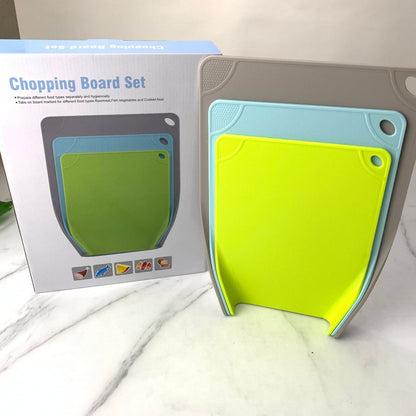 Kitchen household type cutting board / Food-grade baby complementary food plastic cutting board - PP cutting board set of four pieces